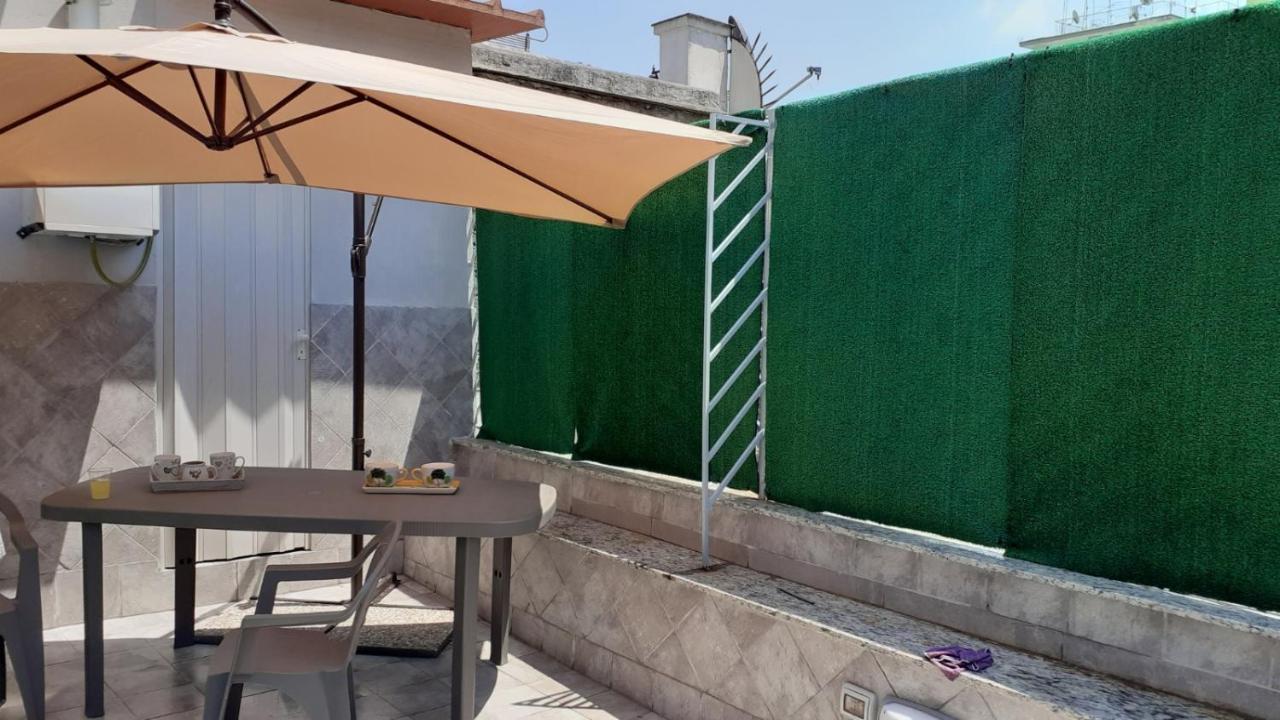 מלון נאפולי La Dimora Di Rosy מראה חיצוני תמונה
